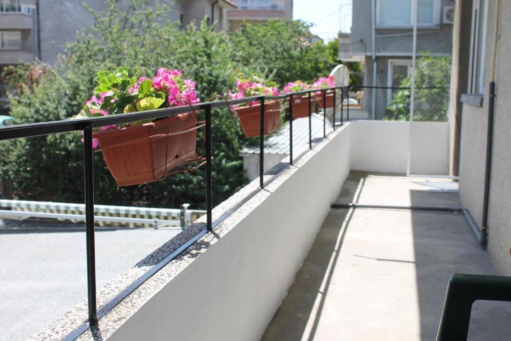 Sunny Day Apartment Поморие Экстерьер фото